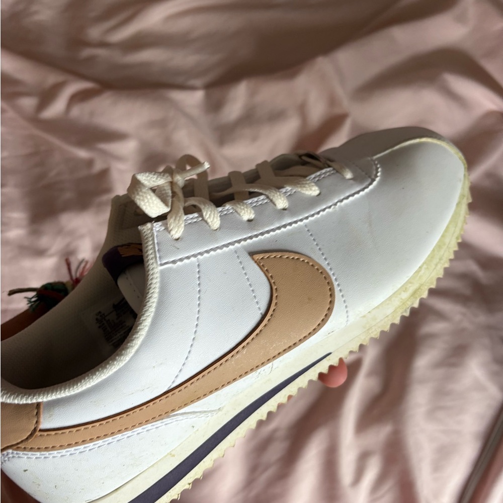 Nike White and Tan Sneakers Classic Design
